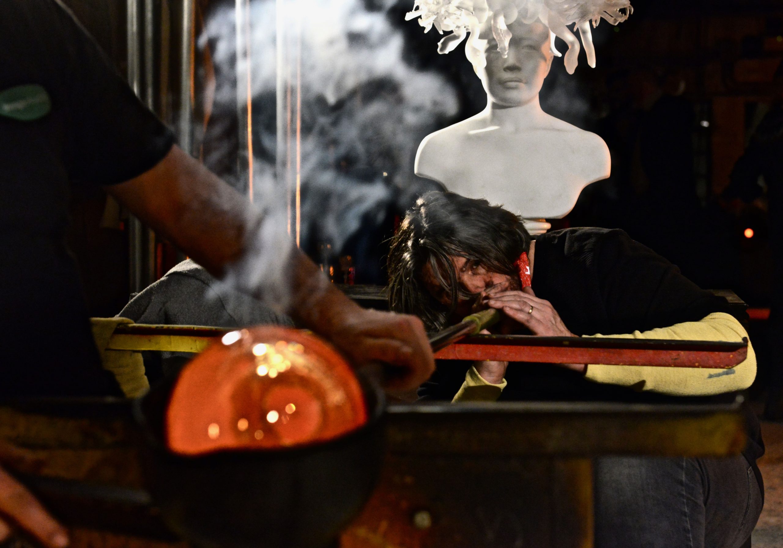Koen Vanmechelen at the glass furnace of Berengo Studio with the White Medusa